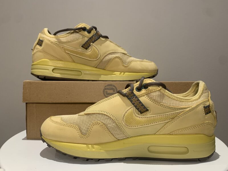 Nike Air Max 1 Travis Scott Saturn