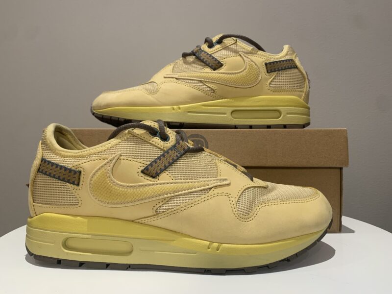 Nike Air Max 1 Travis Scott Saturn